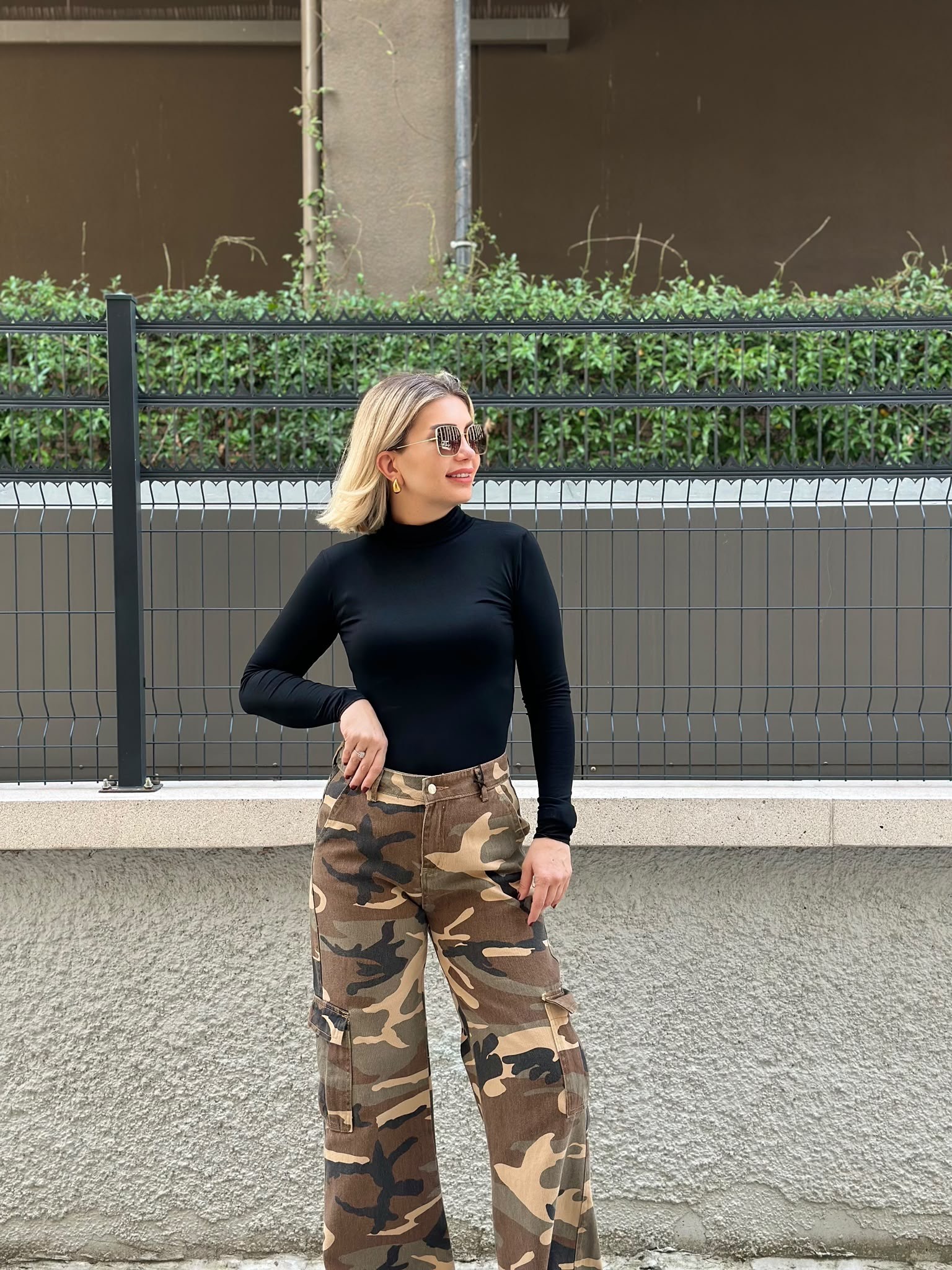 Siyah Minimal Body