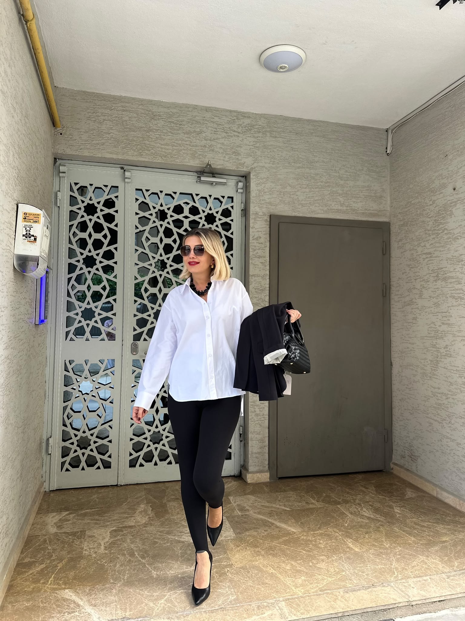 Siyah Stirrup Yüksek Bel Tayt