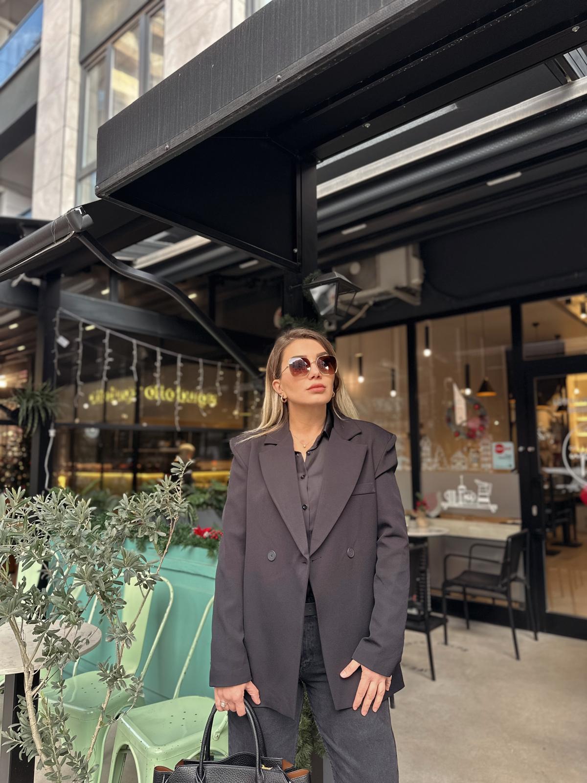 Siyah Vatkalı Blazer Ceket