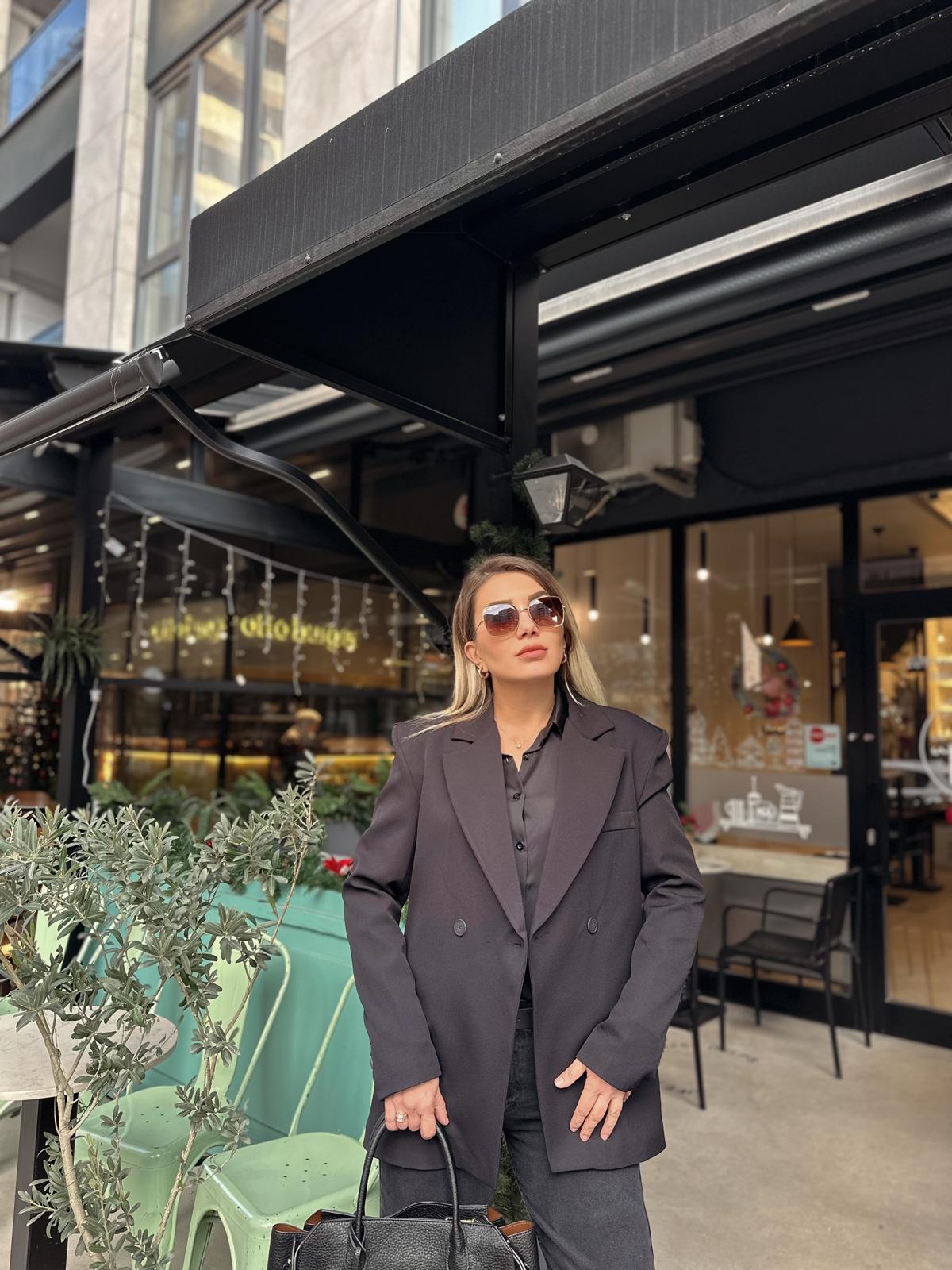 Siyah Vatkalı Blazer Ceket
