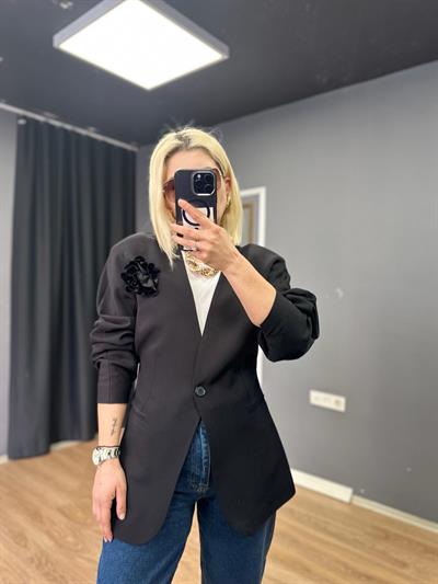 Gül Detay Ceket