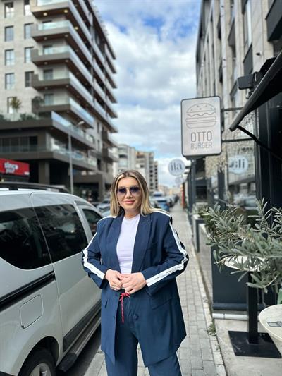 Lacivert Şerit Yazı Detay Ceket