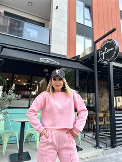 Pembe Eşofman Takımı