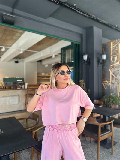 Pembe Eşofman Takımı