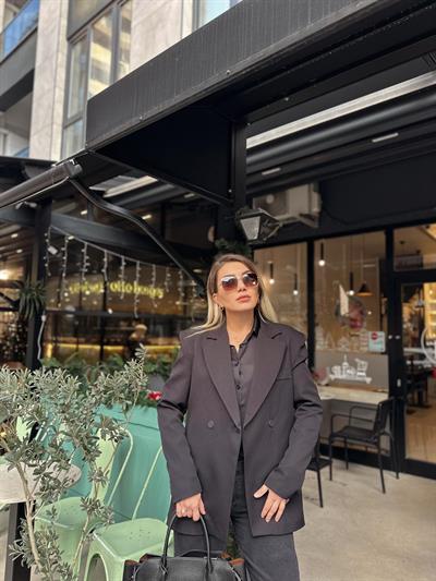 Siyah Vatkalı Blazer Ceket