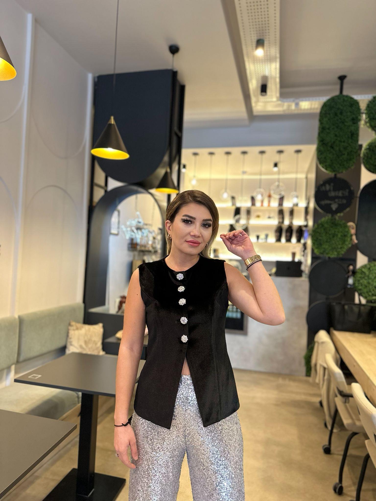 Bordo Taş Düğme Detay Kadife Yelek