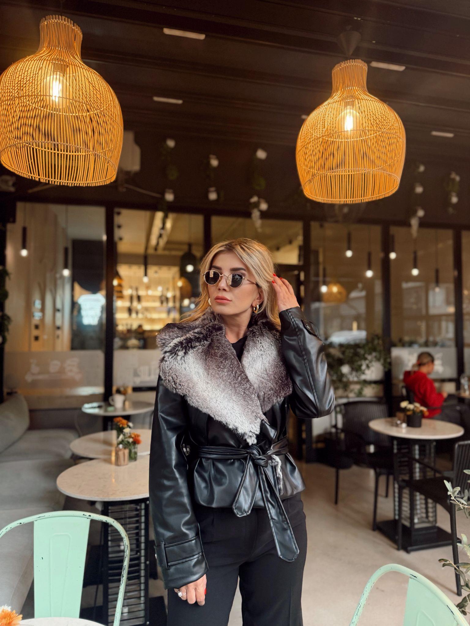 Siyah Kürk Detay Deri Mont