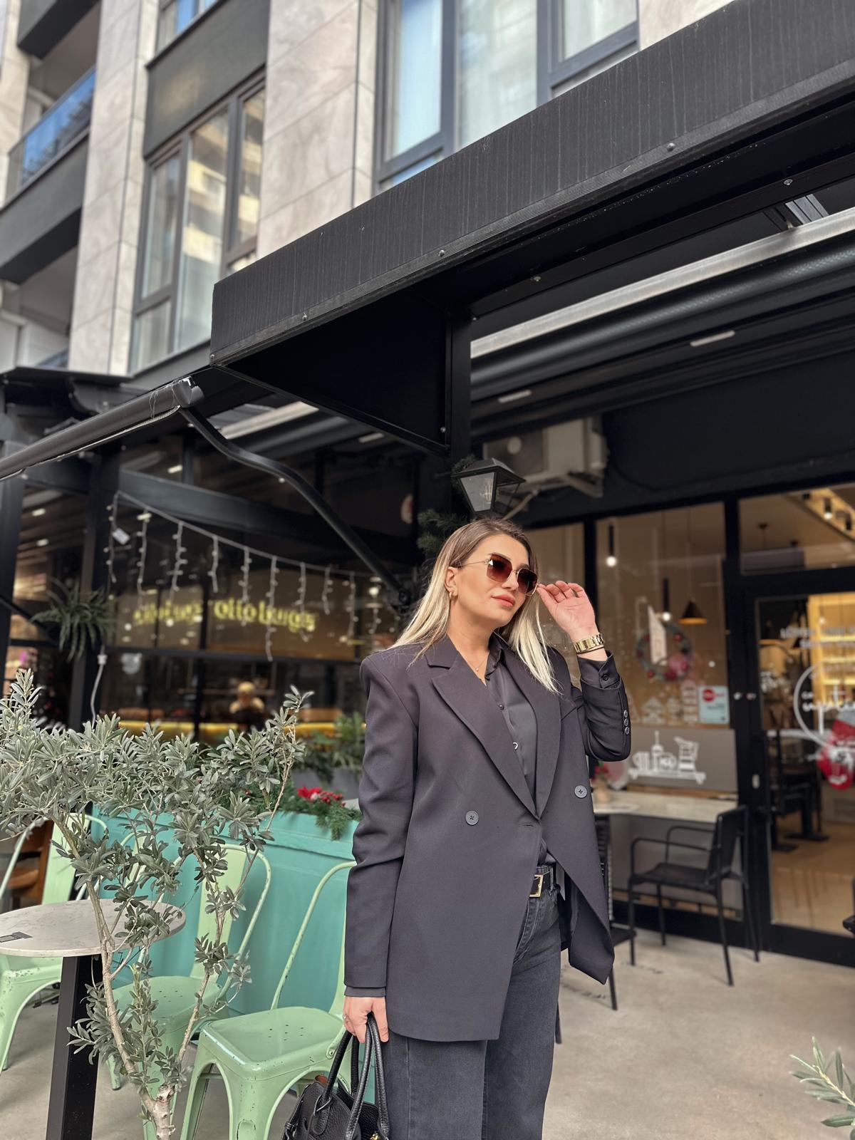 Siyah Vatkalı Blazer Ceket