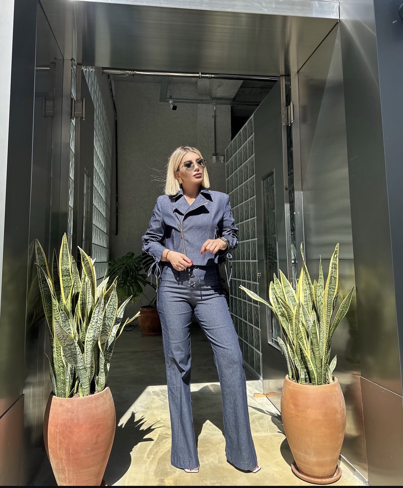 Tasarım Kuş Gözü Detaylı Denim Pantolon