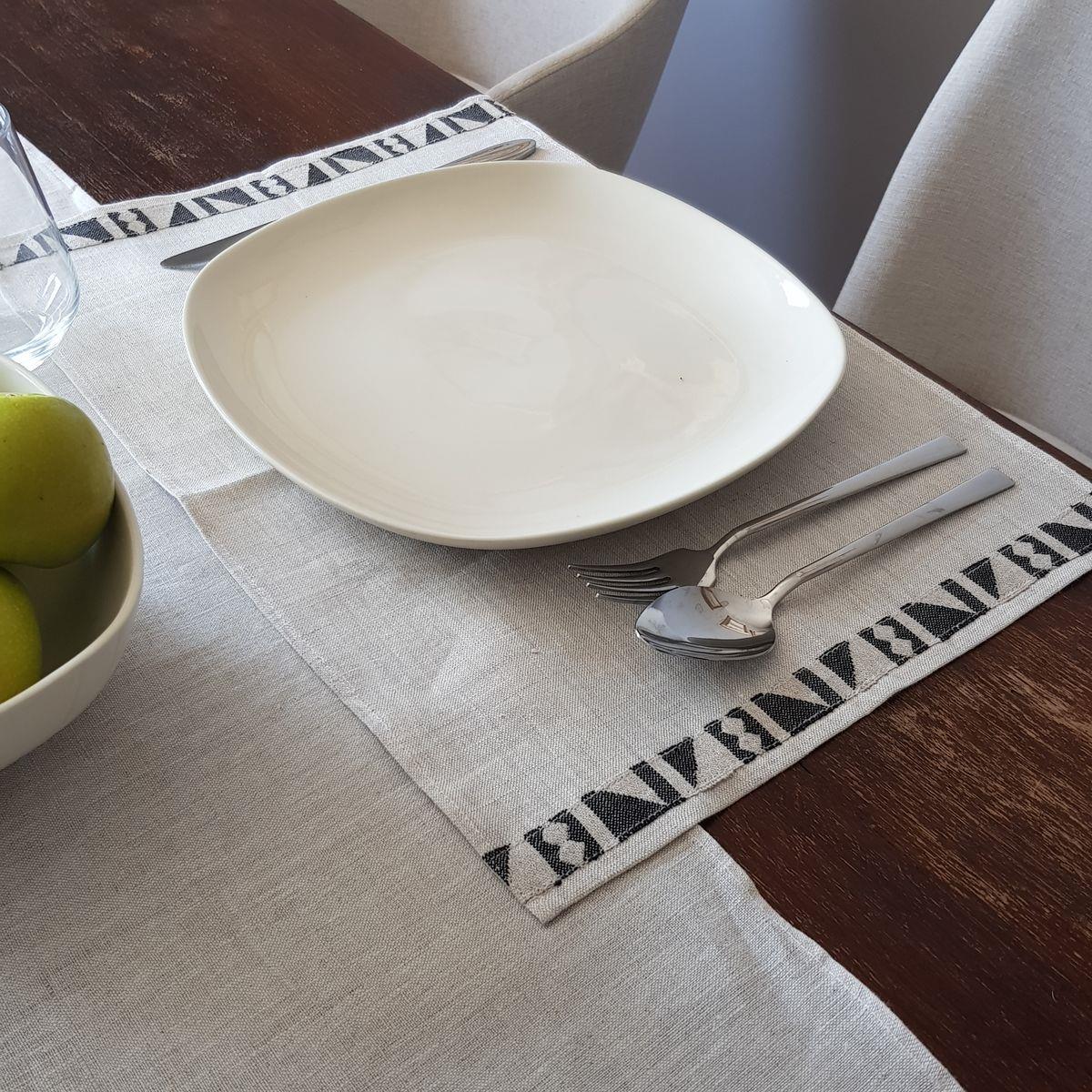 BY144 Table Mat Natural