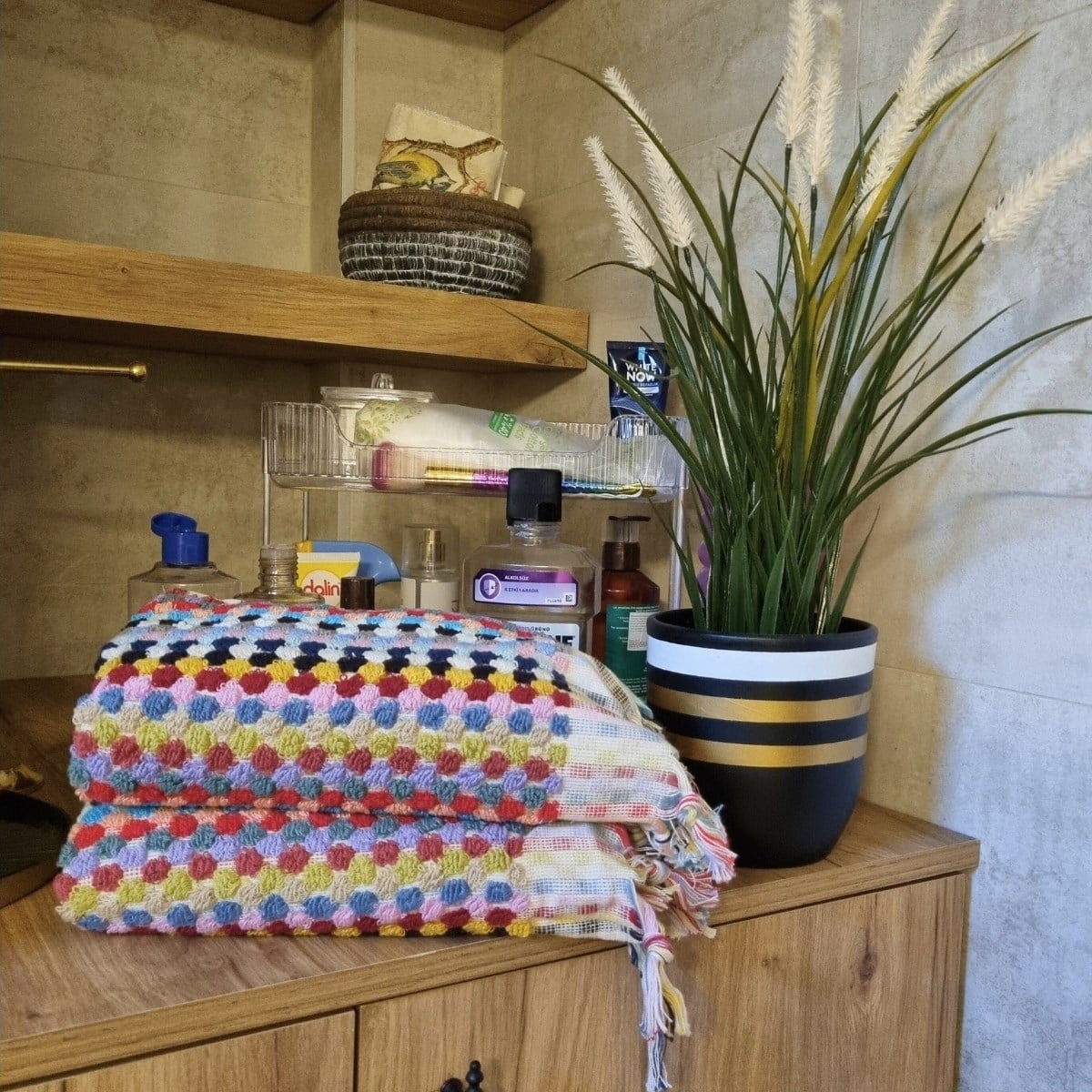 Pompom Towel Multi Color 01