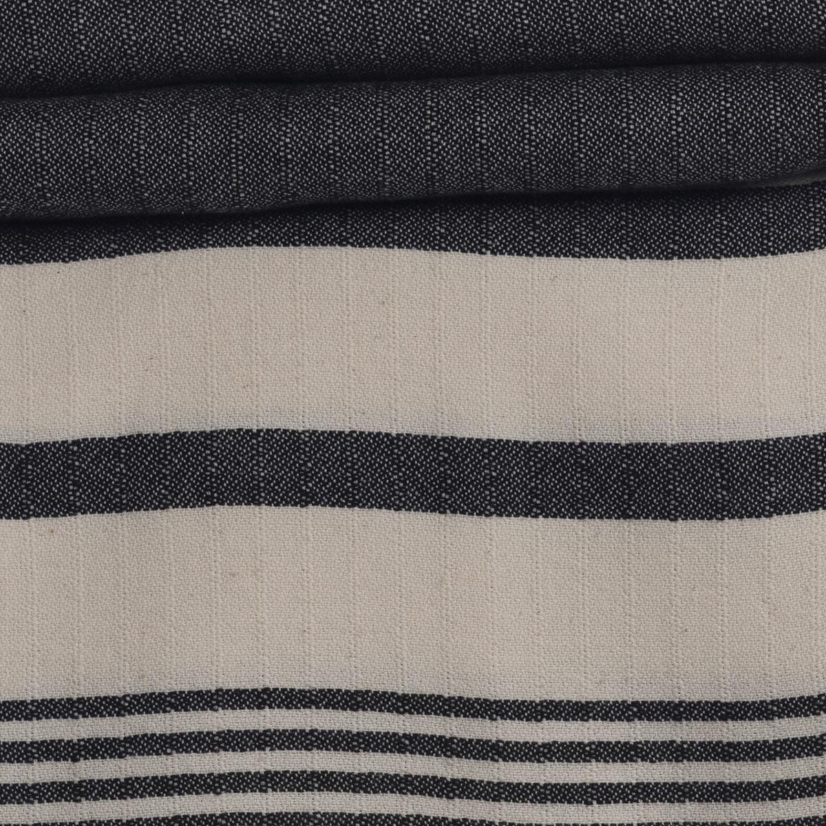 Tabiat XL Throw Black