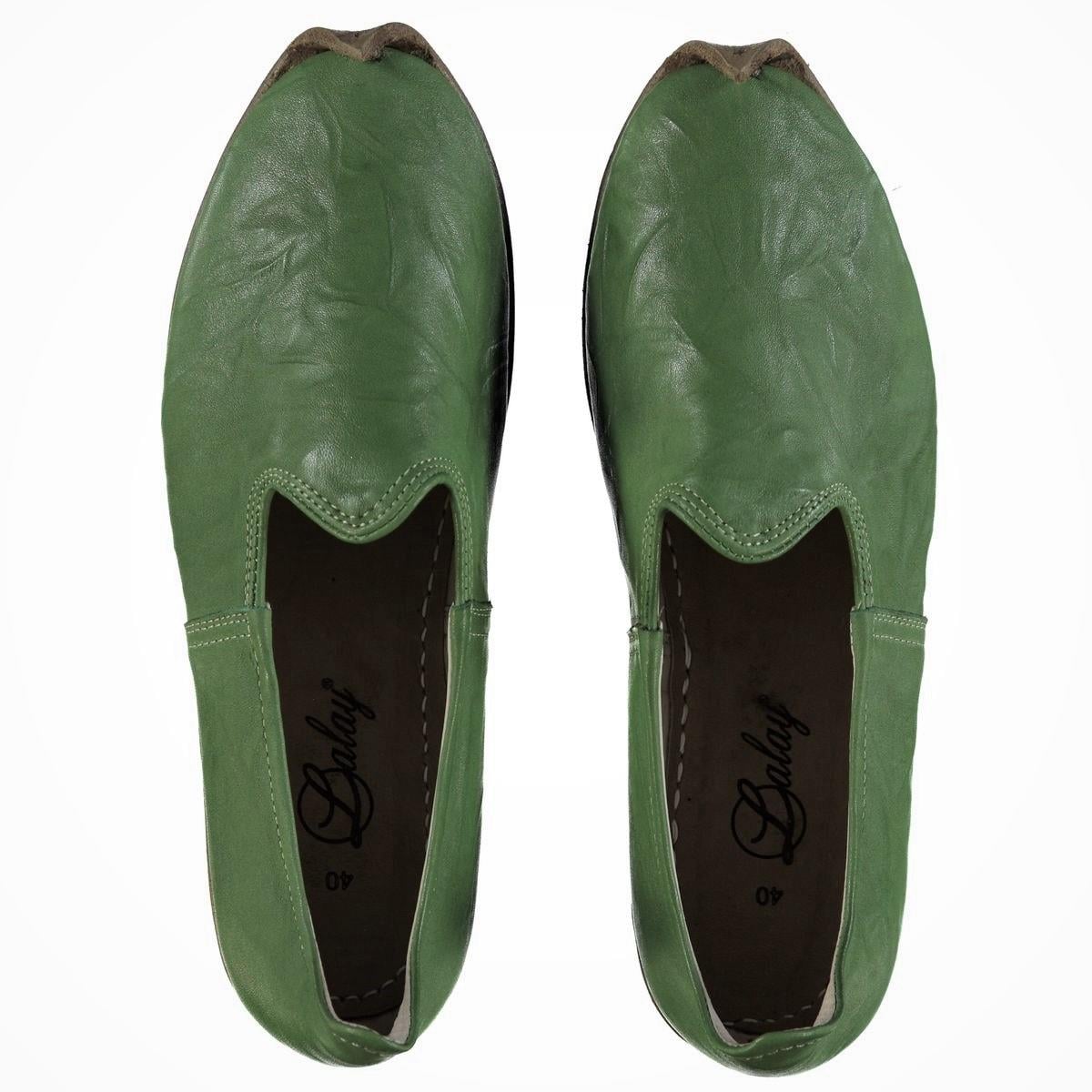 Traditional Shoes Green