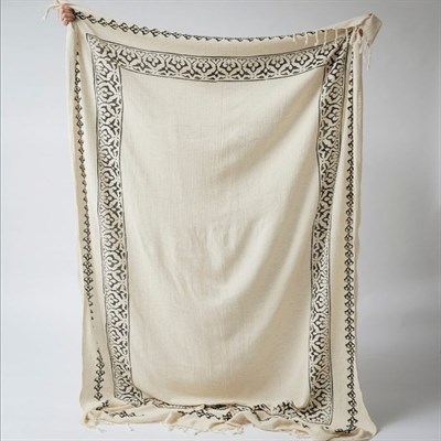 Ayana Throw Natural - Black