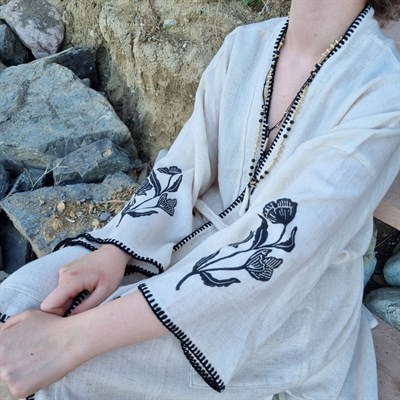 Rose Printed Caftan Natural - Black