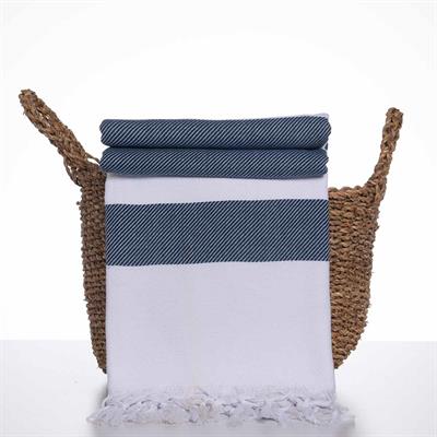 Soho Throw White - Navy