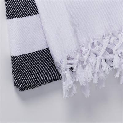 Soho Throw White - Black
