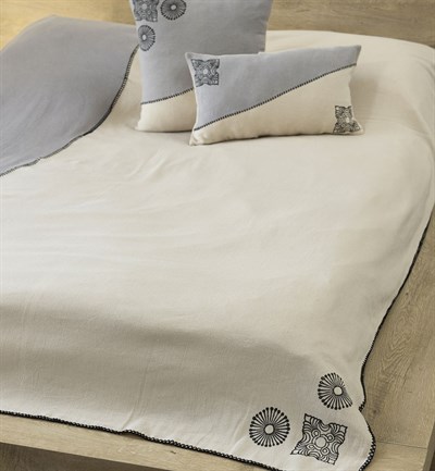 Zarife Throw Taupe - Dark Grey