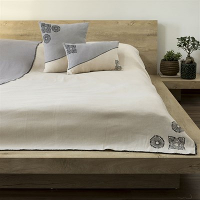 Zarife Throw Taupe - Dark Grey