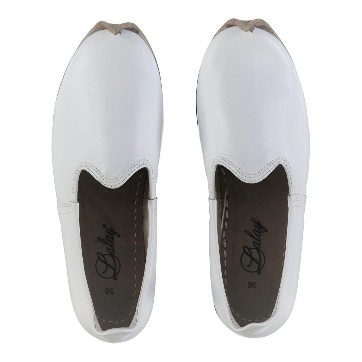 Traditional Shoes White