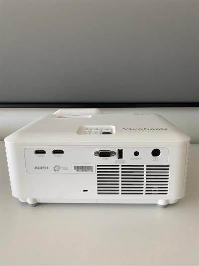 ViewSonic LS740W 2.El Projeksiyon Cihazı