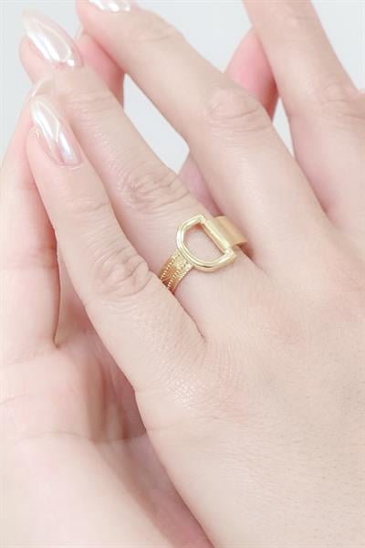 Della 14 Ayar 3 Sıra D Toka Detaylı Altın Yüzük Yeşil