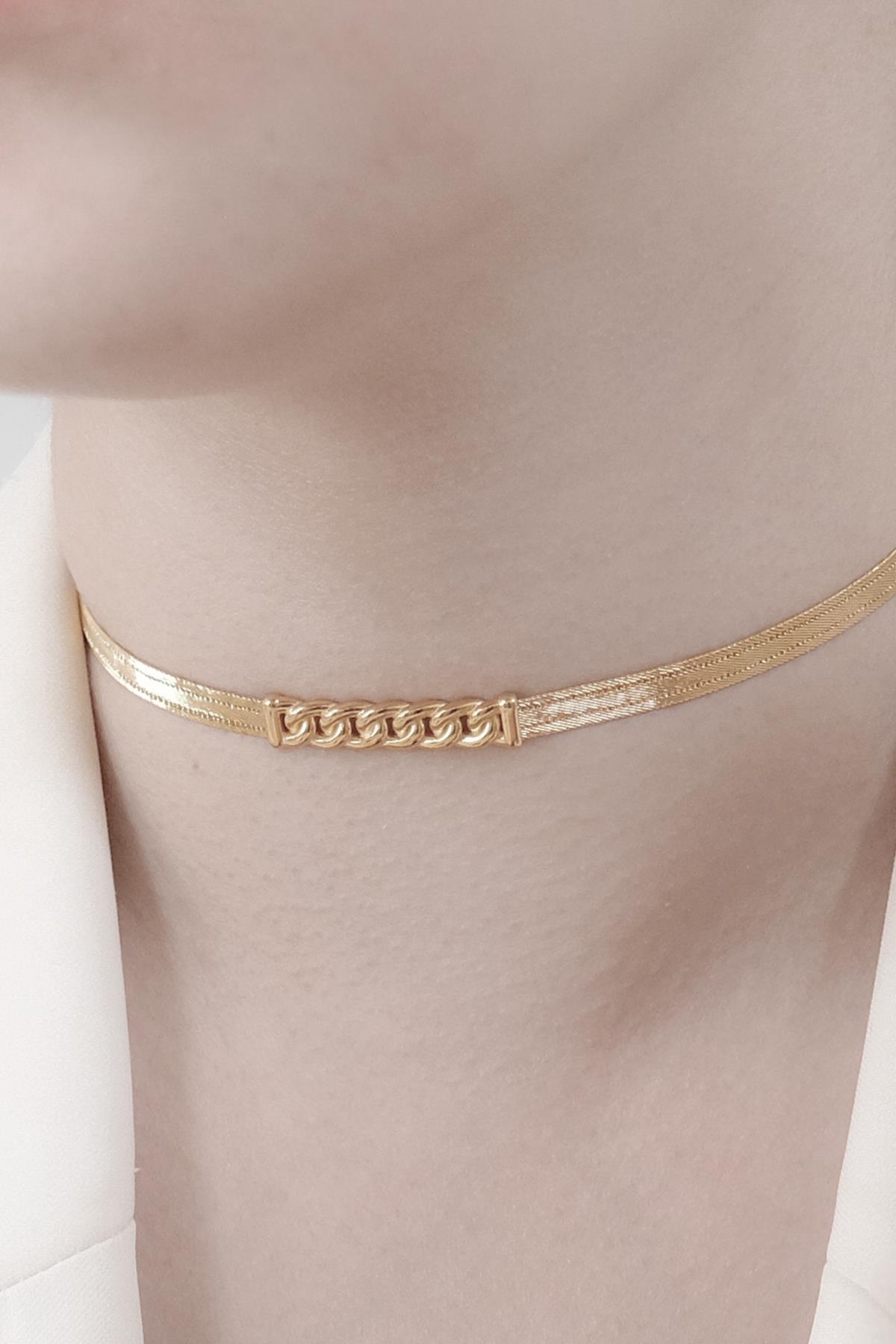 Jade 14 Ayar 3 Sıra Zincir Detaylı Altın Gerdanlık Yeşil