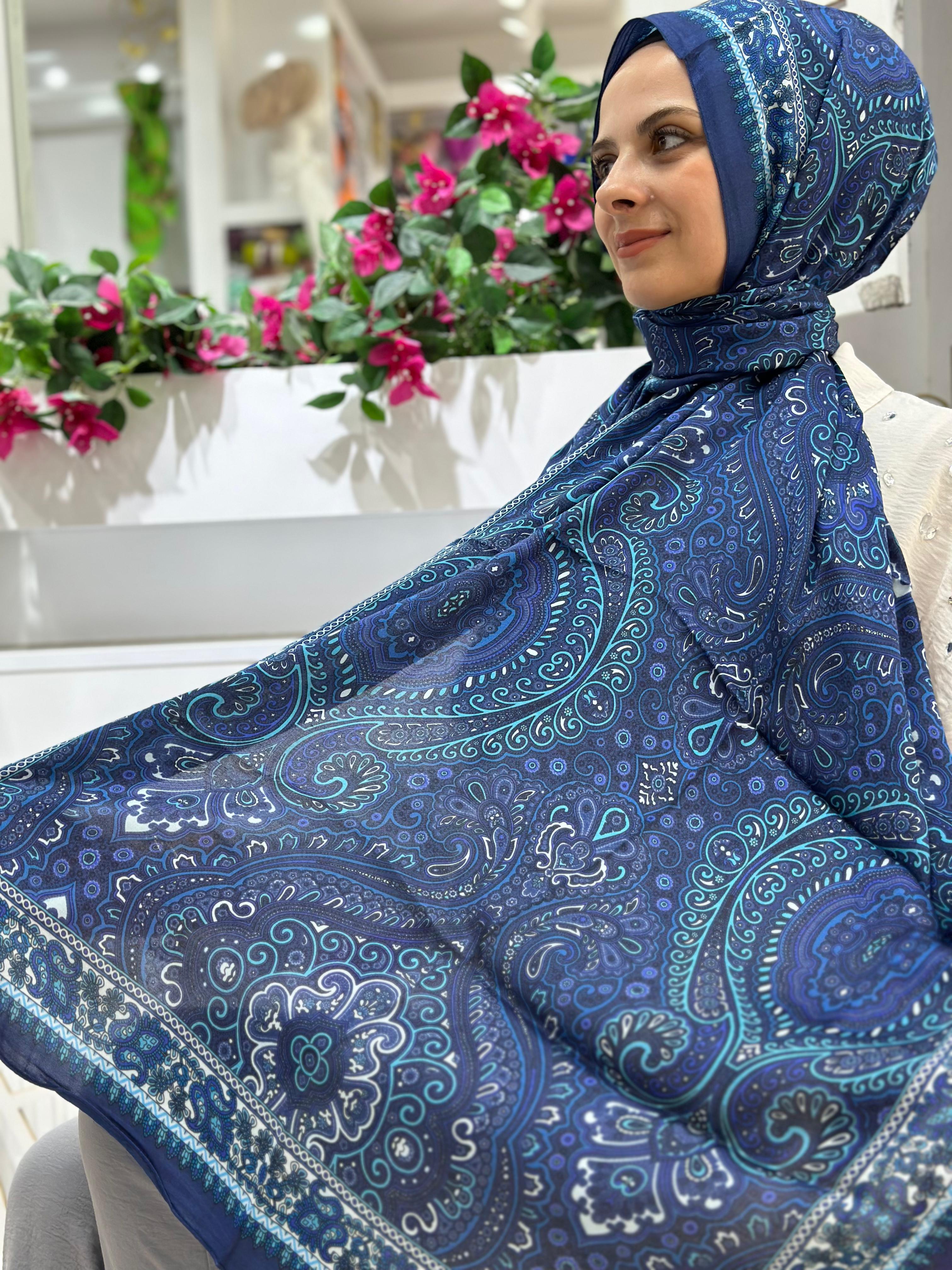 Armine Desenli Floş Viskon Şal 02