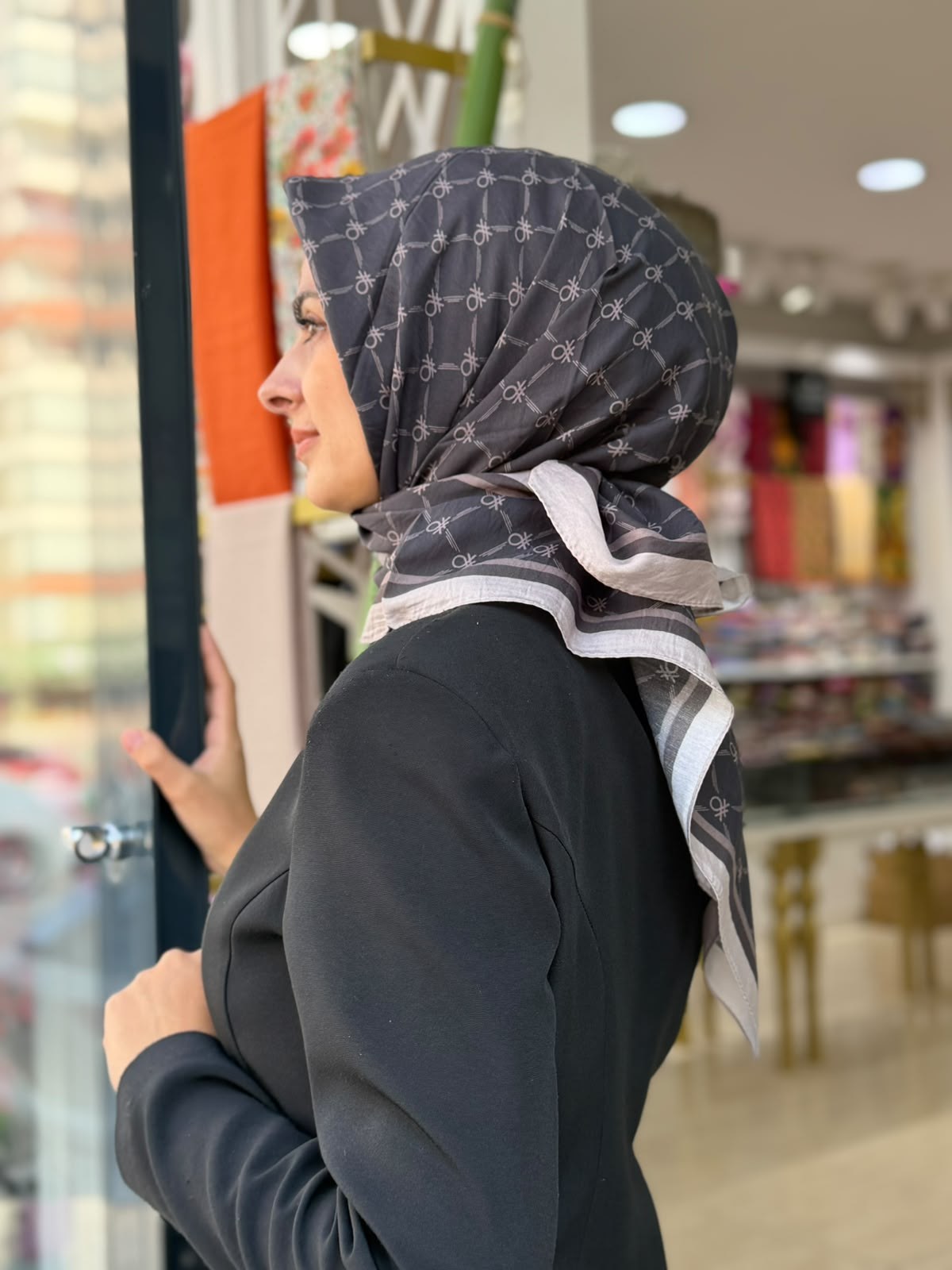 Benetton Desenli Eşarp