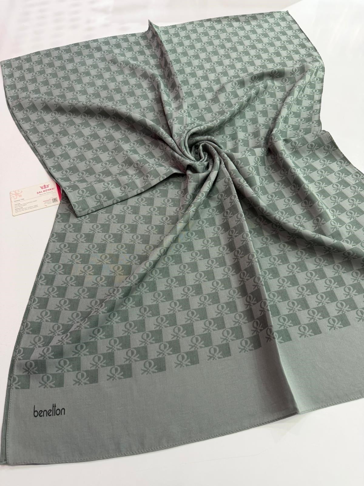 Benetton Monogram Elegante Şal Çağla Rengi