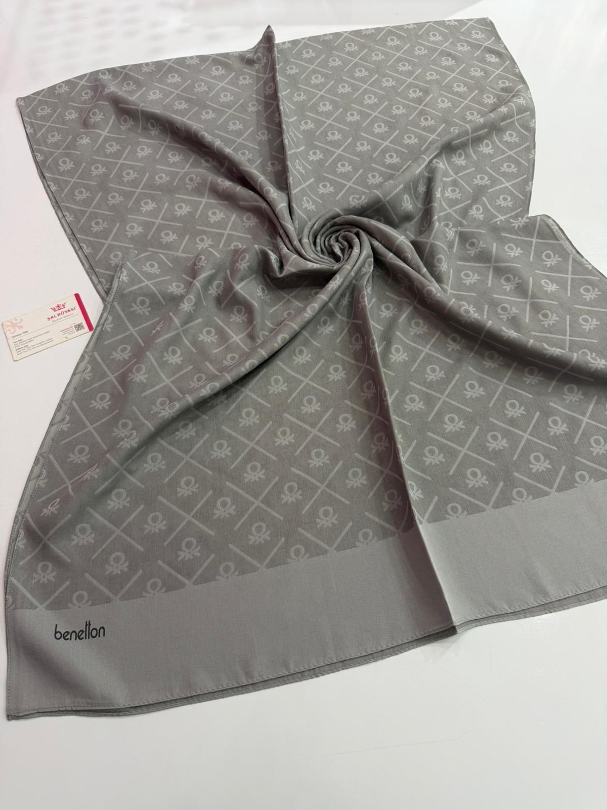 Benetton Monogram Elegante Şal Yeni Gri Rengi