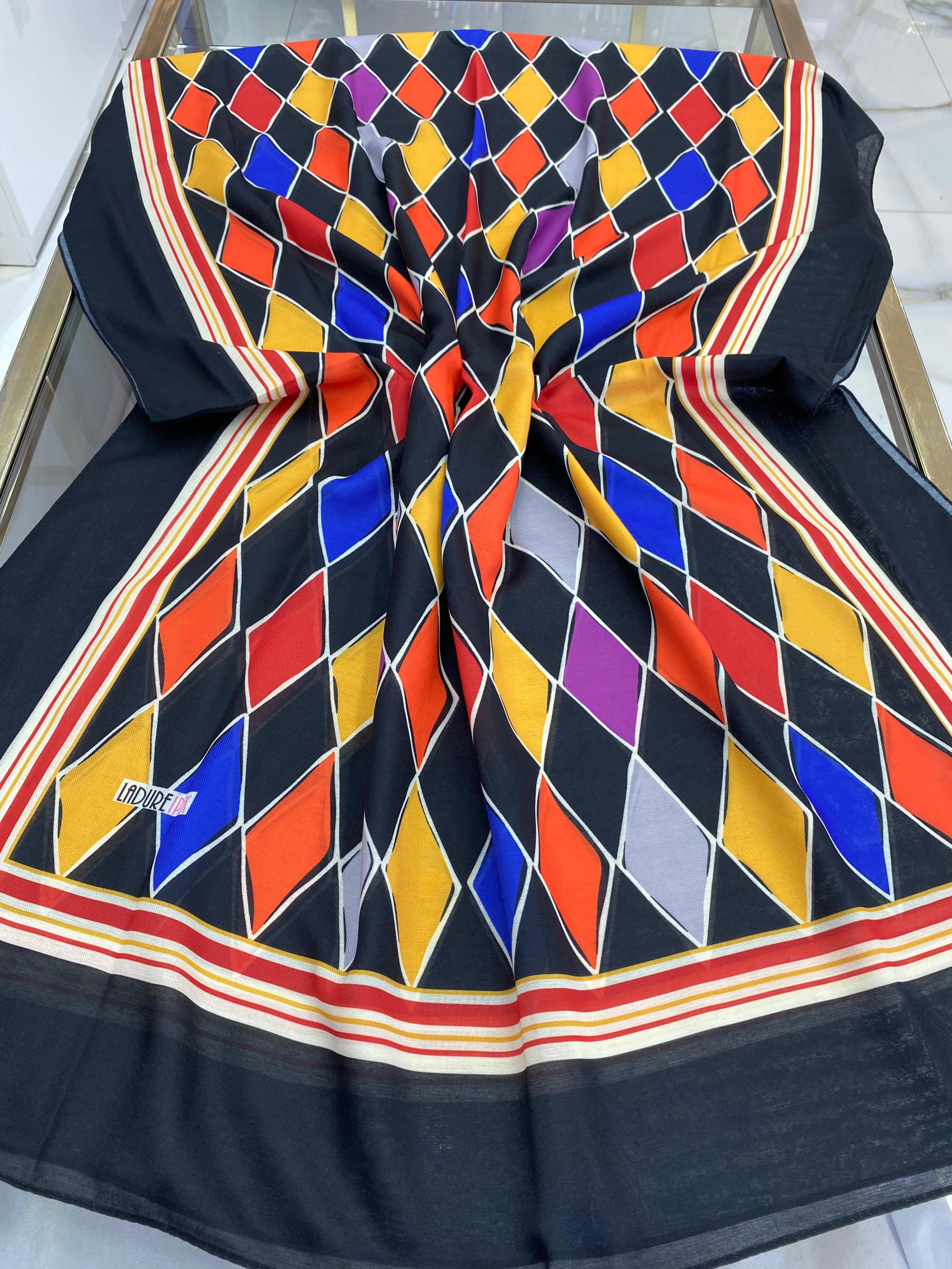 Desenli Butik Şal (Siyah)