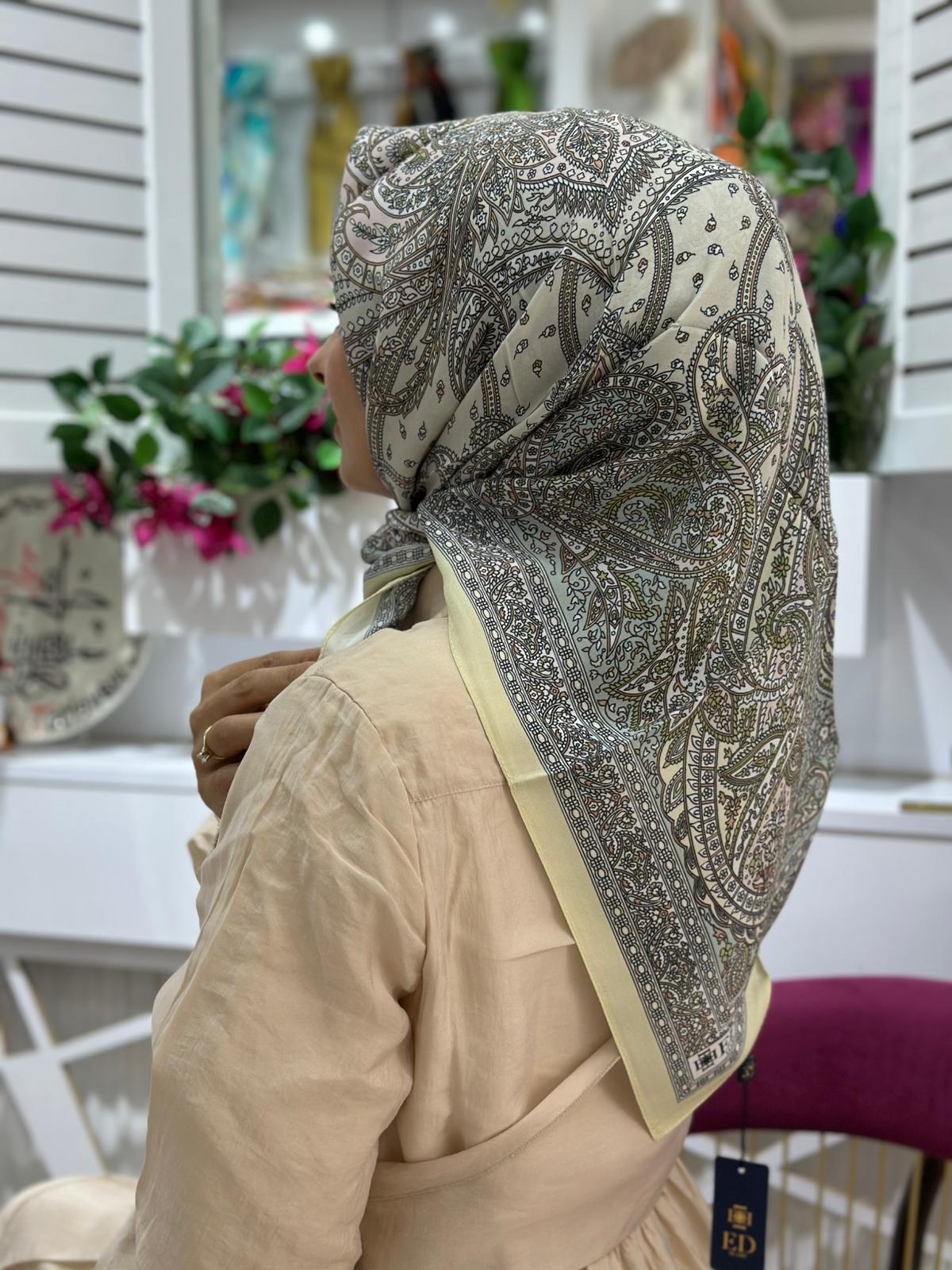 Ed Scarf Desenli Eşarp Sarı Rengi