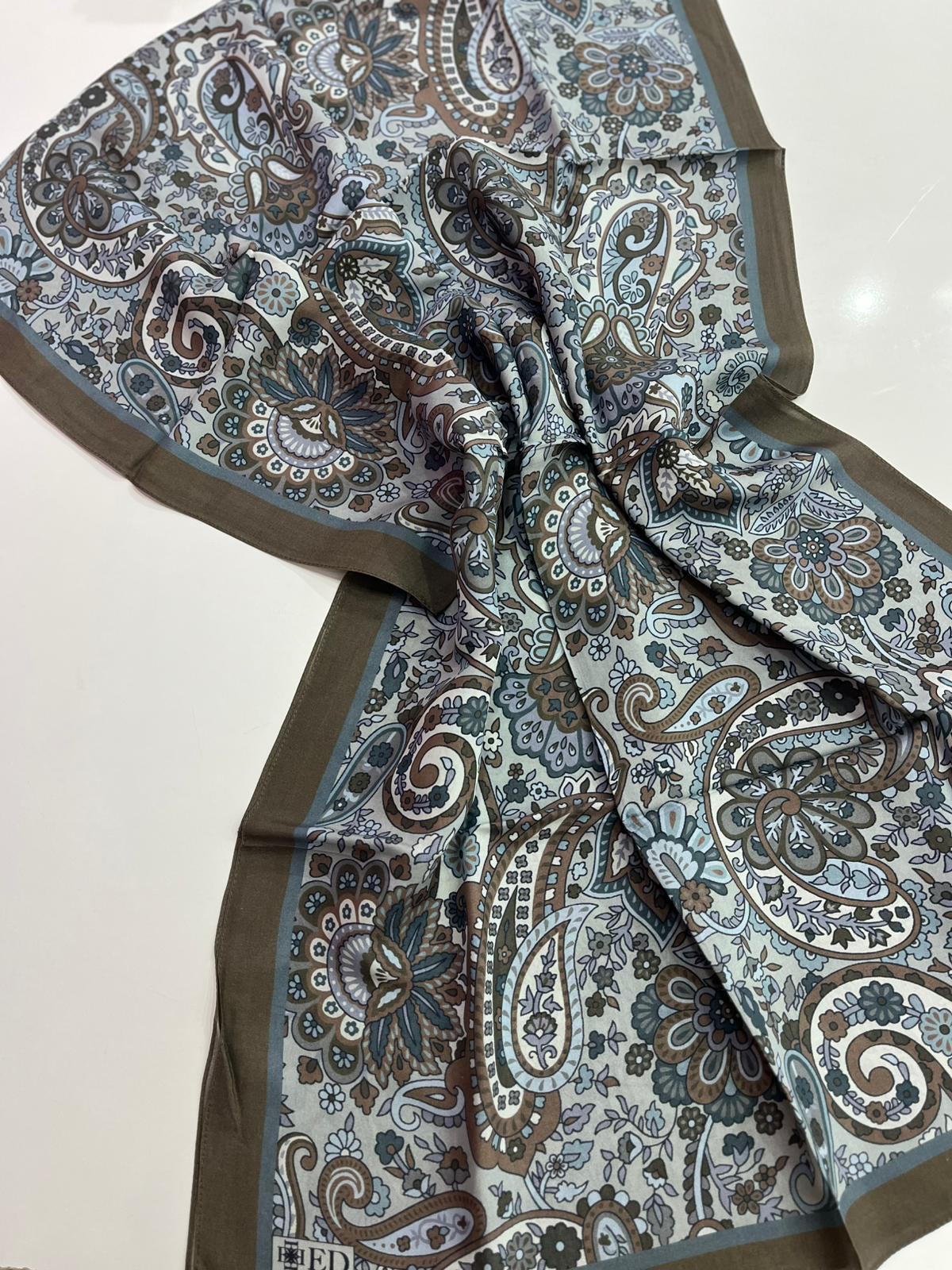 Ed Scarf Desenli Floş Viskon Şal 01