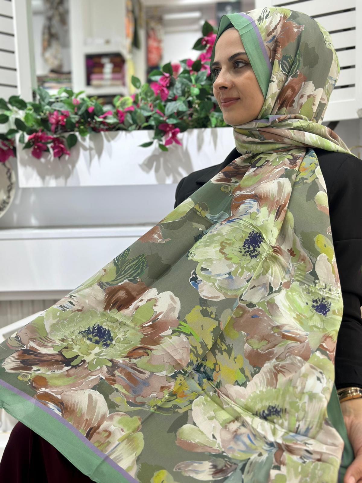 Ed Scarf Desenli Floş Viskon Şal 01