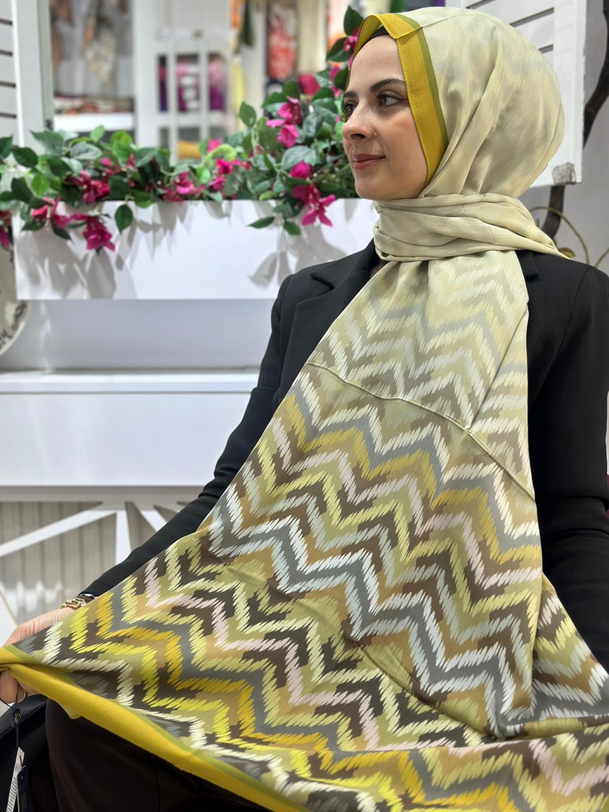 Ed Scarf Desenli Floş Viskon Şal 06