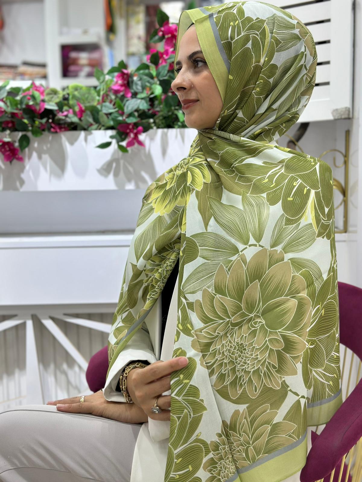 Ed Scarf Desenli Viskon Şal 01