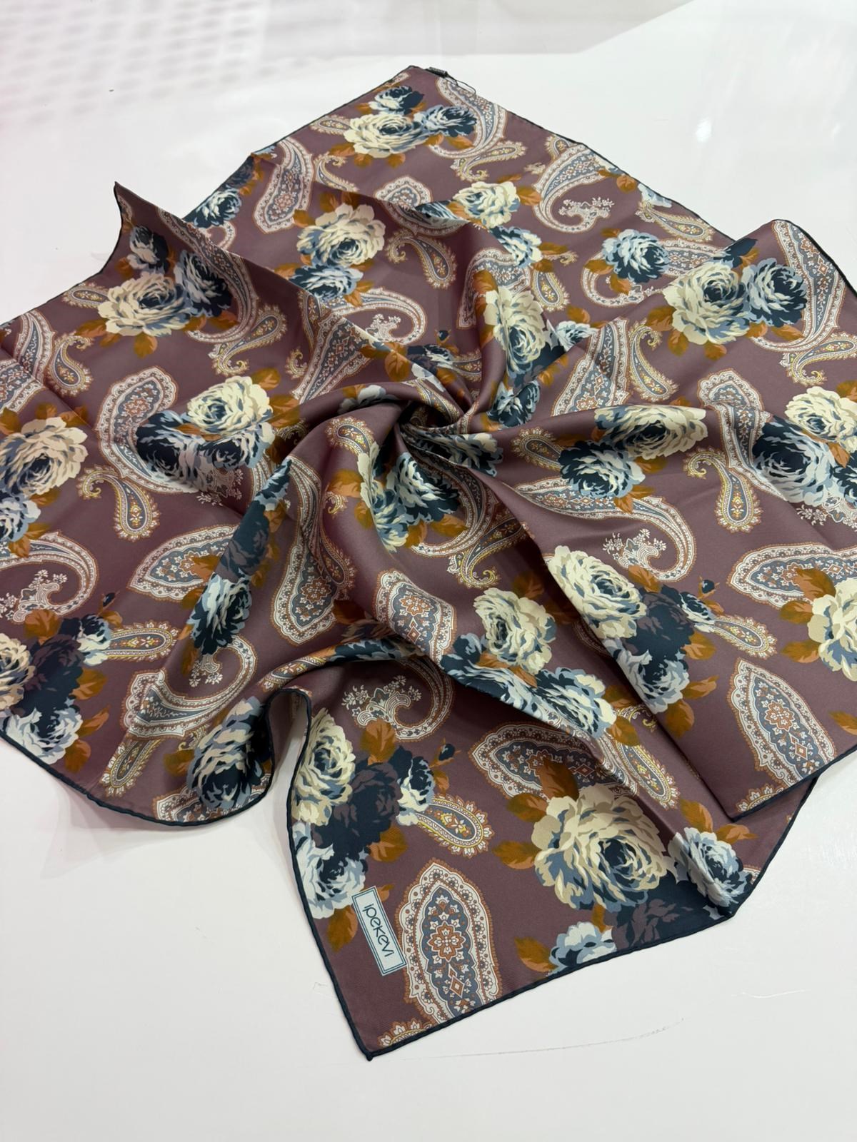 İpekevi Yeni Sezon Desenli Twill İpek Eşarp 03