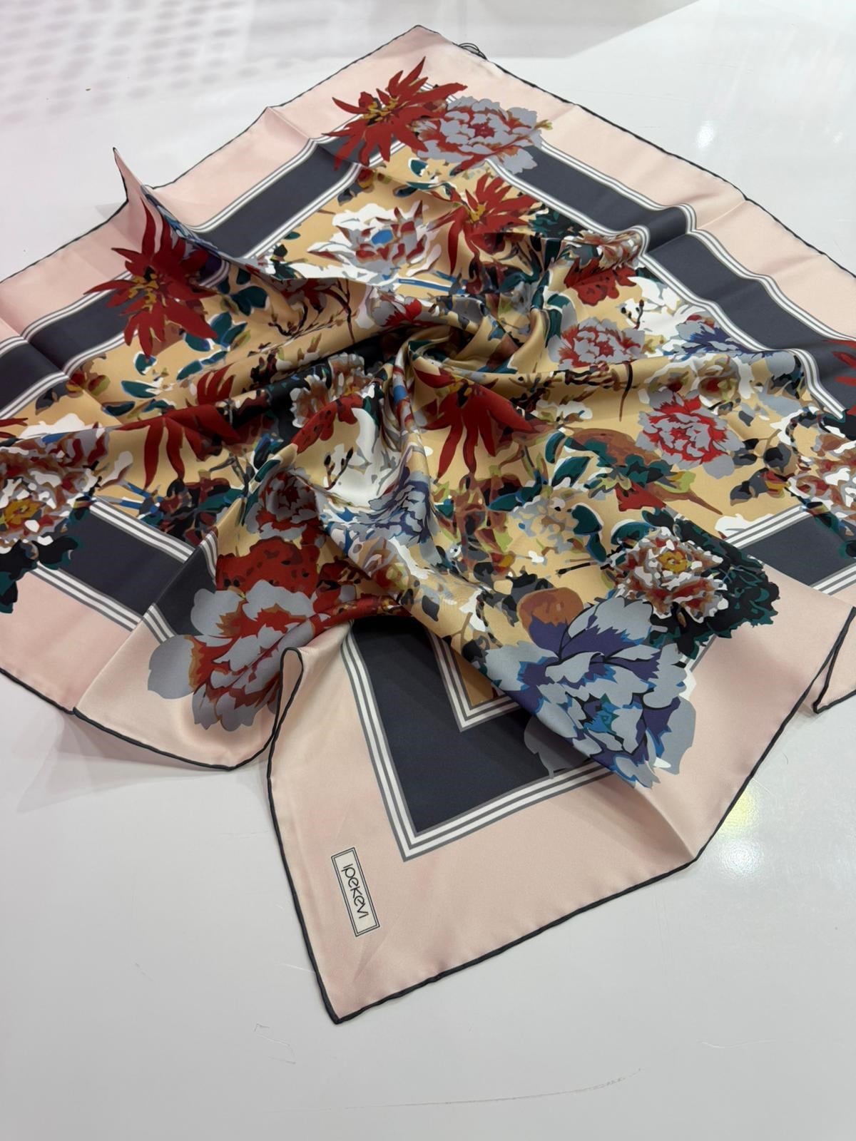 İpekevi Yeni Sezon Desenli Twill İpek Eşarp 03