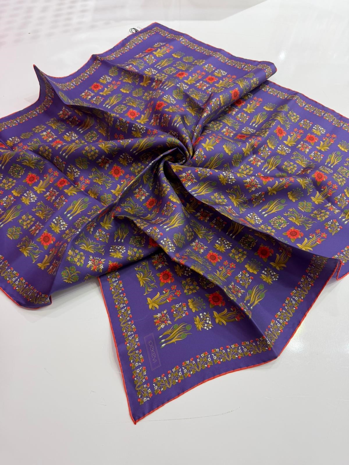İpekevi Yeni Sezon Desenli Twill İpek Eşarp 02