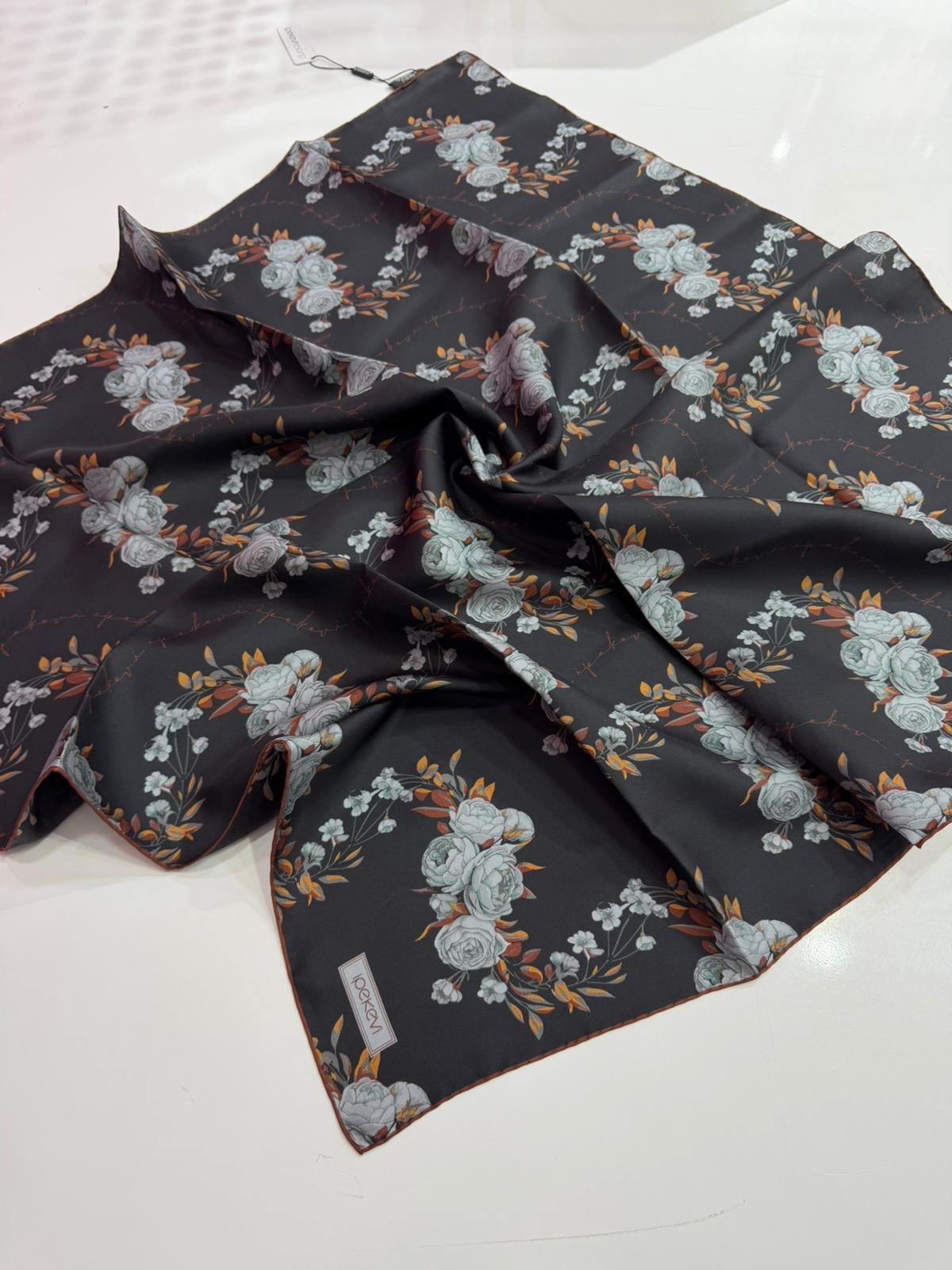 İpekevi Yeni Sezon Desenli Twill İpek Eşarp 01