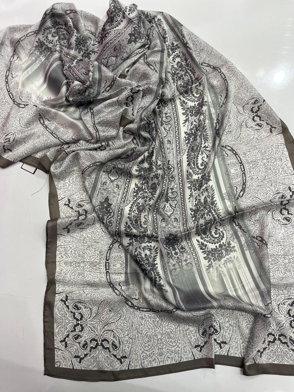 İthal Desenli Şal - Gri