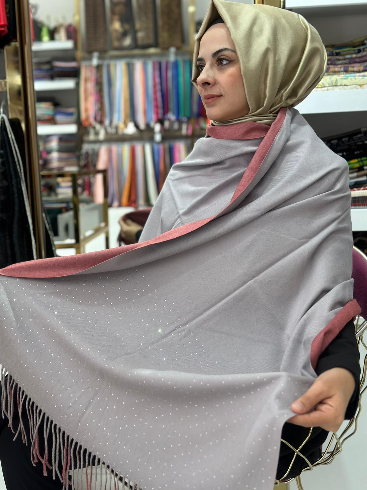 İthal Taşlı Omuz Şal 01