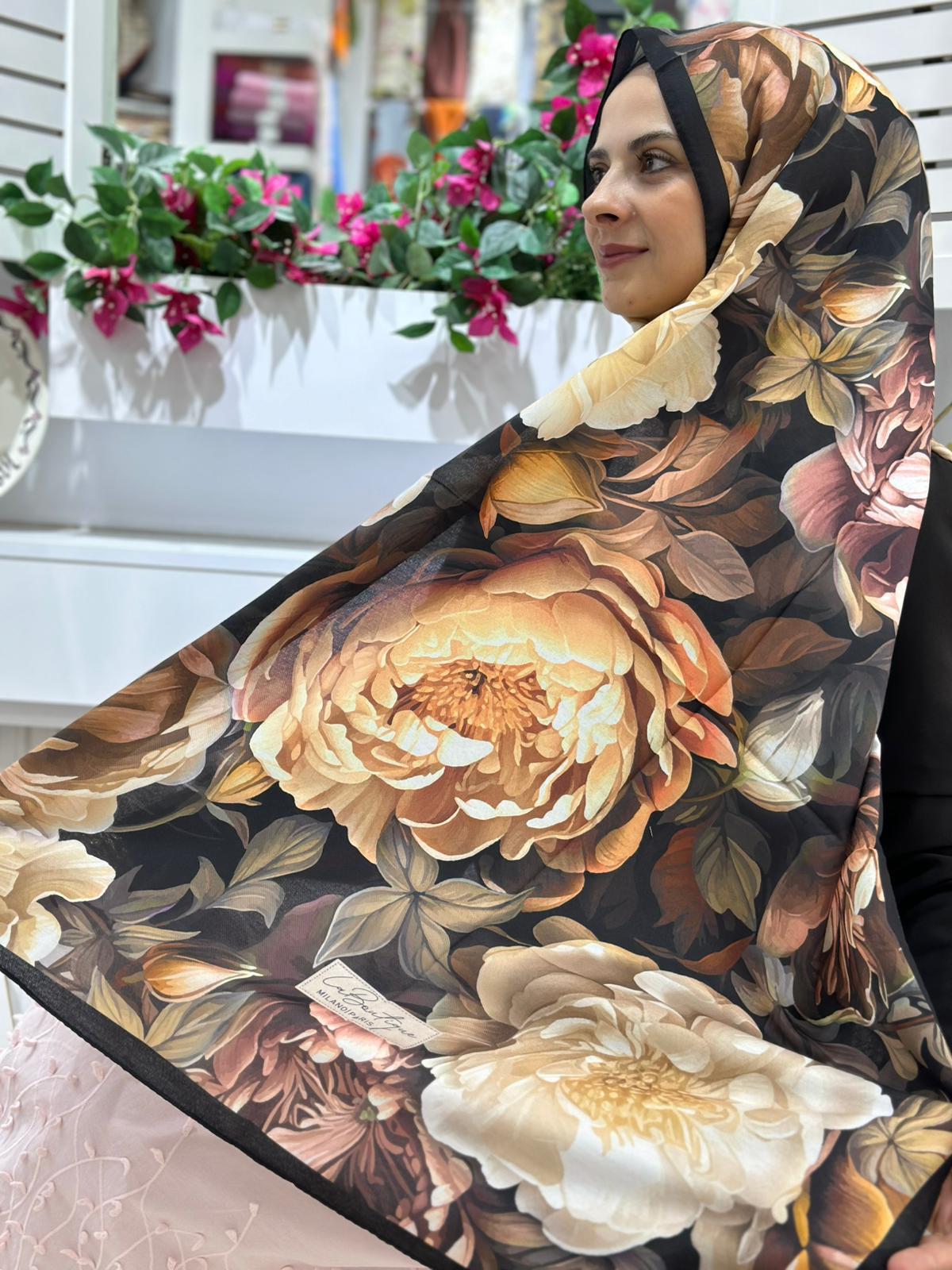 La Boutique Desenli Özel Seri Şal ÖSS255505