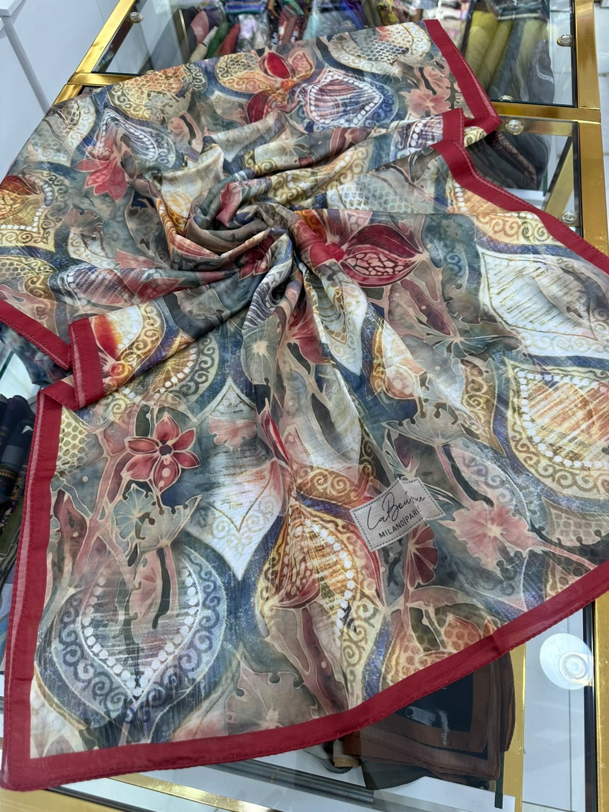LA BOUTİQUE Desenli Şal