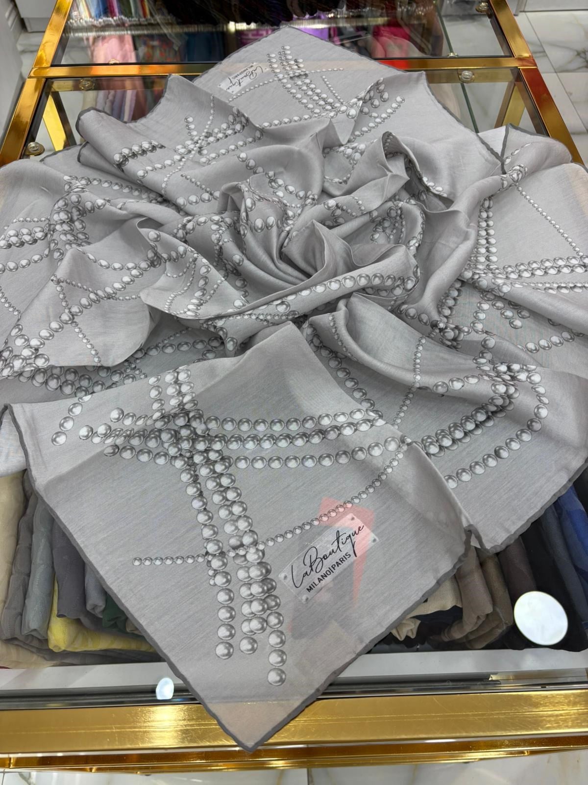 La Boutique Yaz Serinliği Eşarp