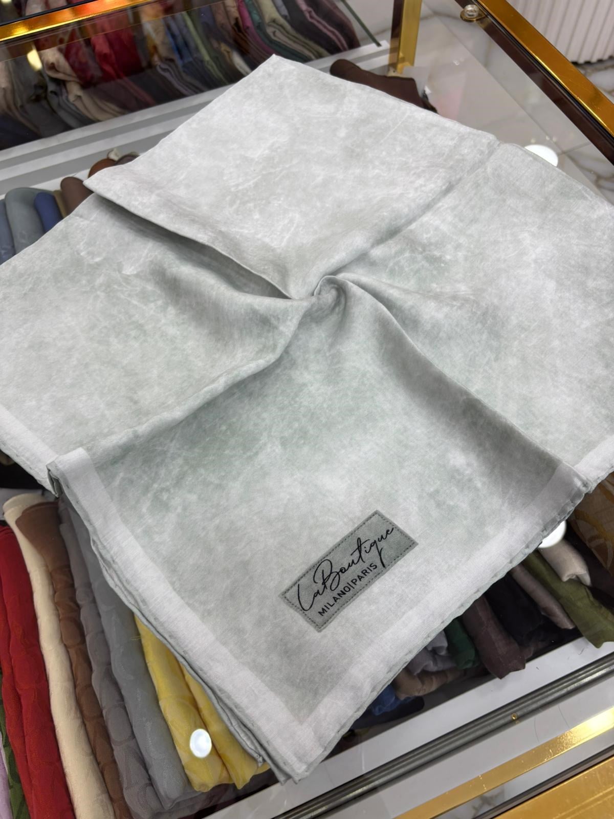 La Boutique Yeni Sezon Bulut Tek Renk Güz Yaz Serinliği Eşarp 7136