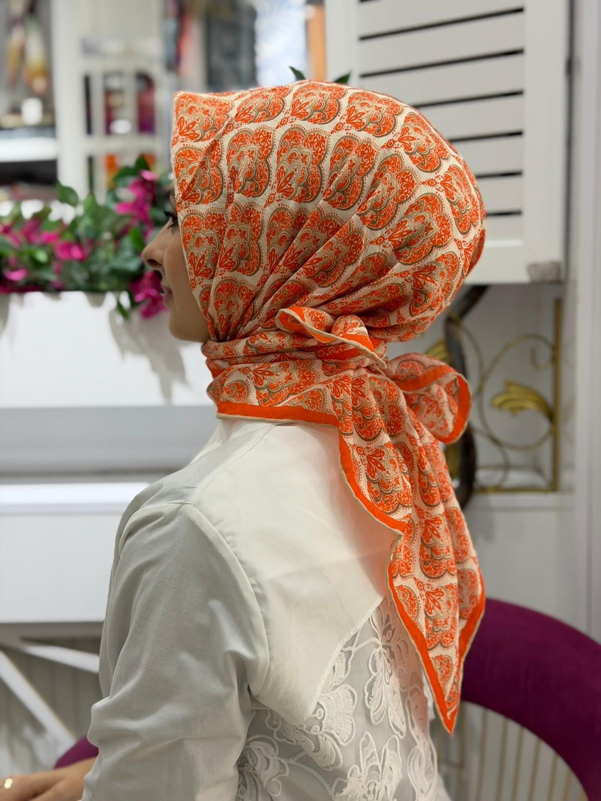 La Boutique Yeni Sezon Desenli Güz Yaz Serinliği Eşarp 01