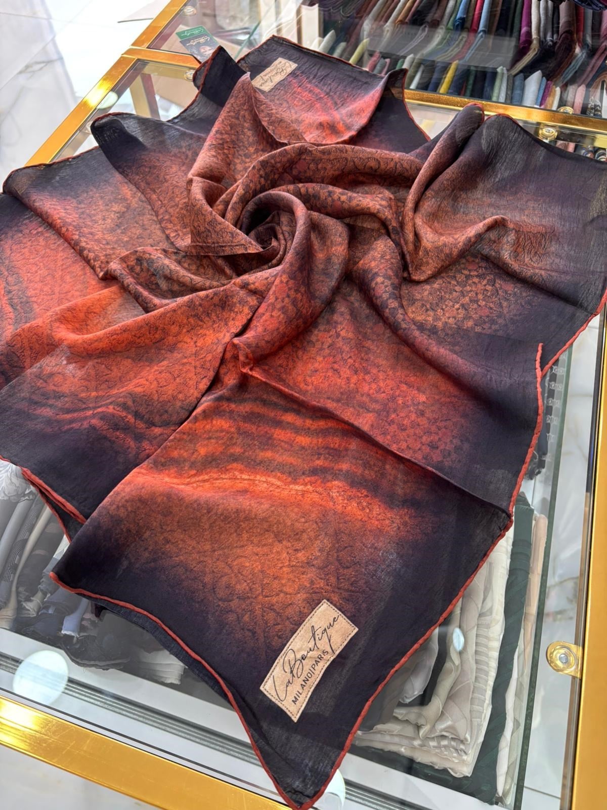 La Boutique Yeni Sezon Desenli Güz Yaz Serinliği Eşarp 01