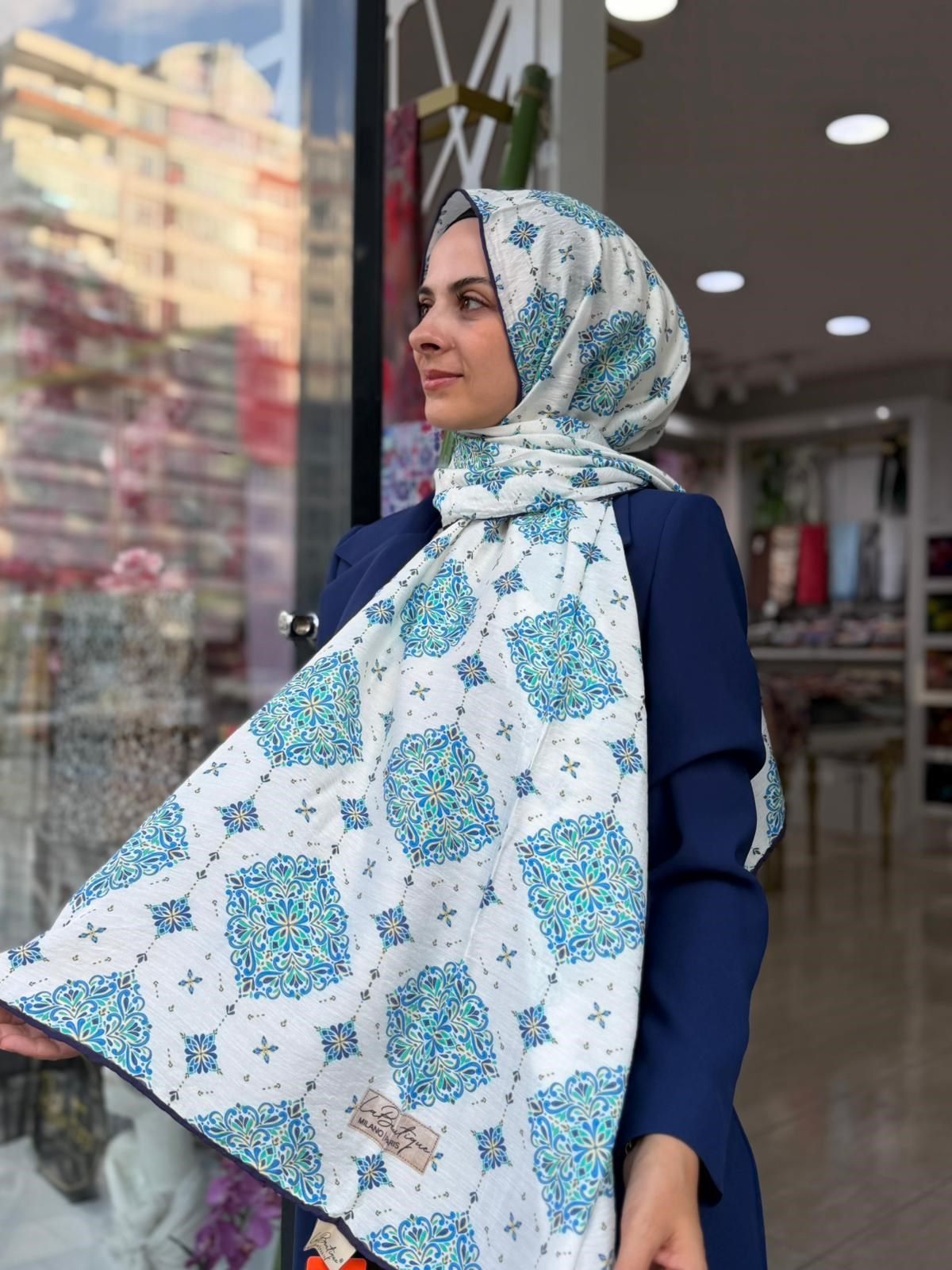 La Boutique Yeni Sezon Desenli Güz Yaz Serinliği Şal 01